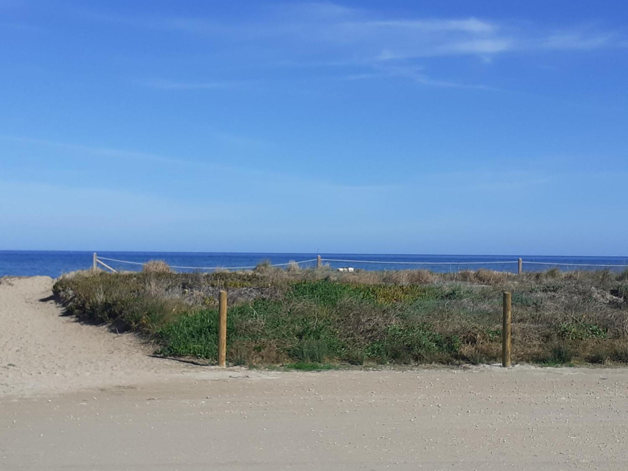 Oasis Apartments Playa Albaranas Dénia Buitenkant foto